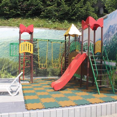 Біля Витягу Slavske Bagian luar foto