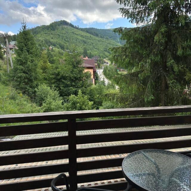 Біля Витягу Slavske Bagian luar foto